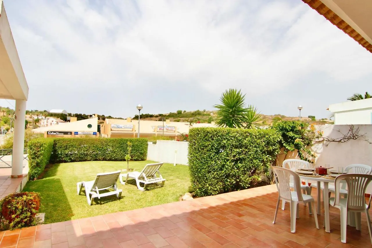Lovelystay - Alto Dos Calicos 2Br House With Garden Albufeira