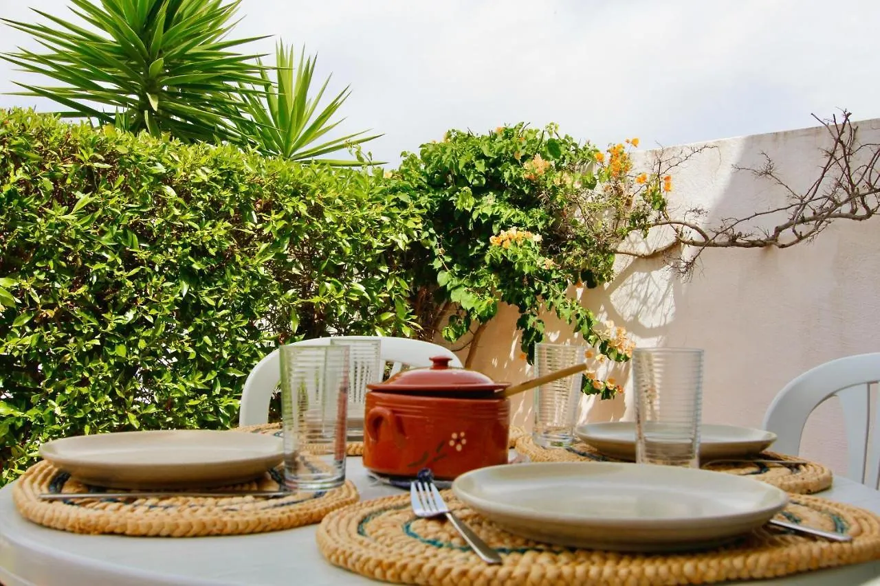 Holiday home Lovelystay - Alto Dos Calicos 2Br House With Garden Albufeira