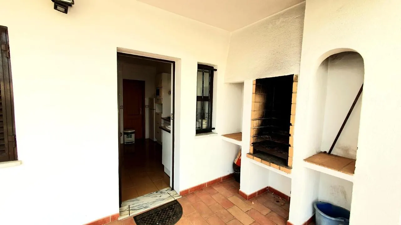 Lovelystay - Alto Dos Calicos 2Br House With Garden Albufeira Holiday home